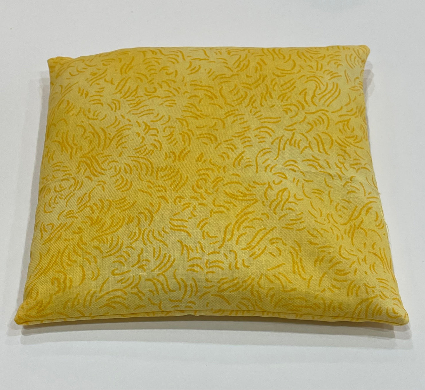 Yellow with a Dark Yellow Curvy Line Pattern Medium Square 7 x 7 Heating Pad