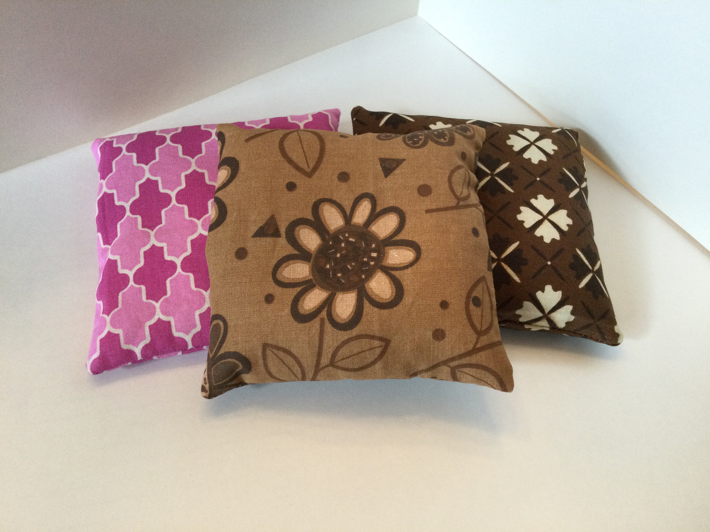 Brown Floral Small Square 5 x 5 Heating Pad