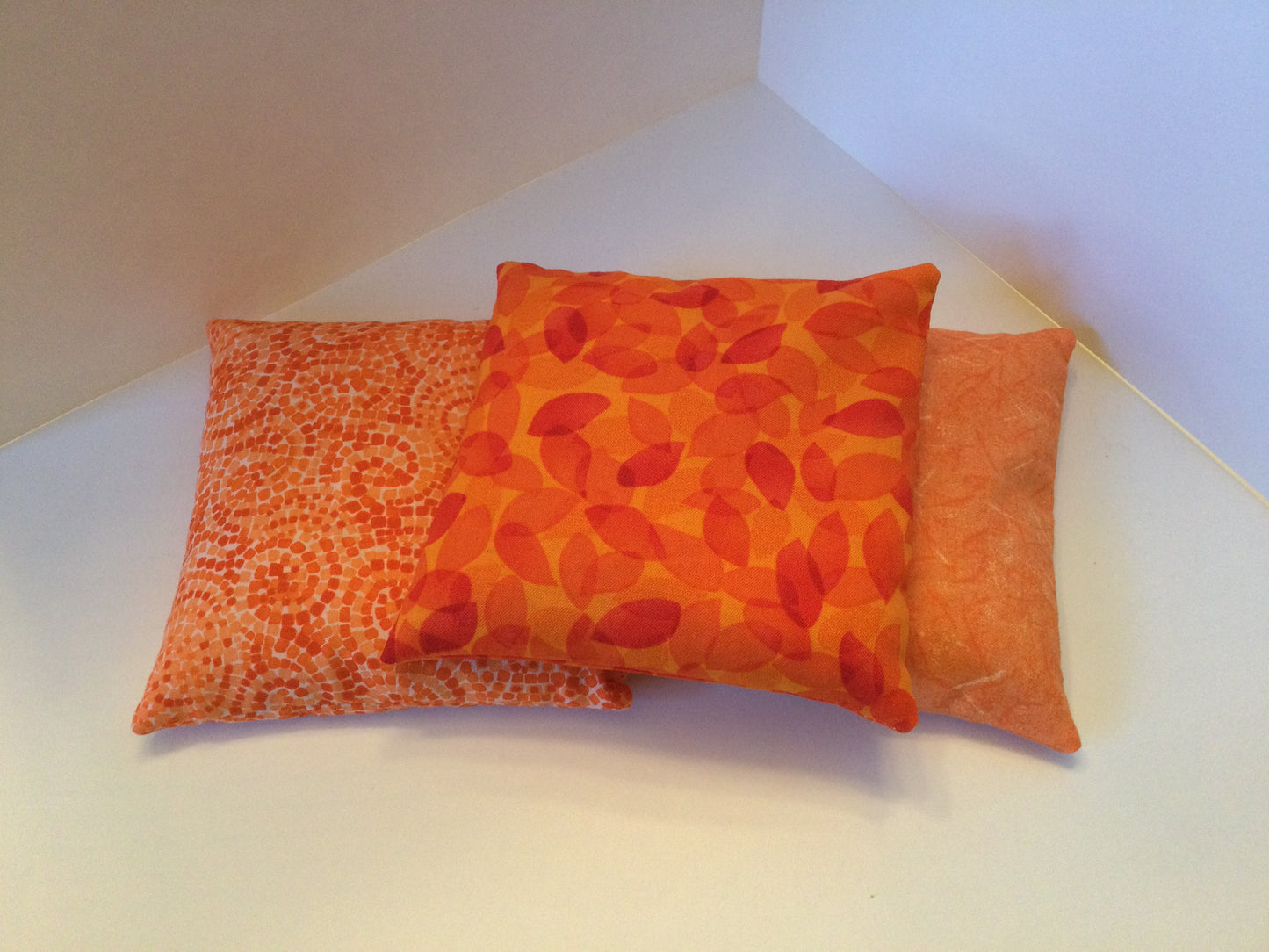 Orange Multi Leaf Small Square 5 x 5 Heating Pad